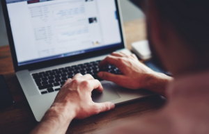 详解CentOS 7快速安装Mongodb具体步骤