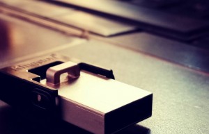 列出连接到 Linux 系统的 USB 设备具体方法